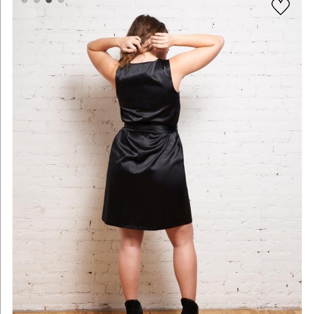 NWT Universal Standard Spencer Front tie dress 24 - Picture 4 of 12